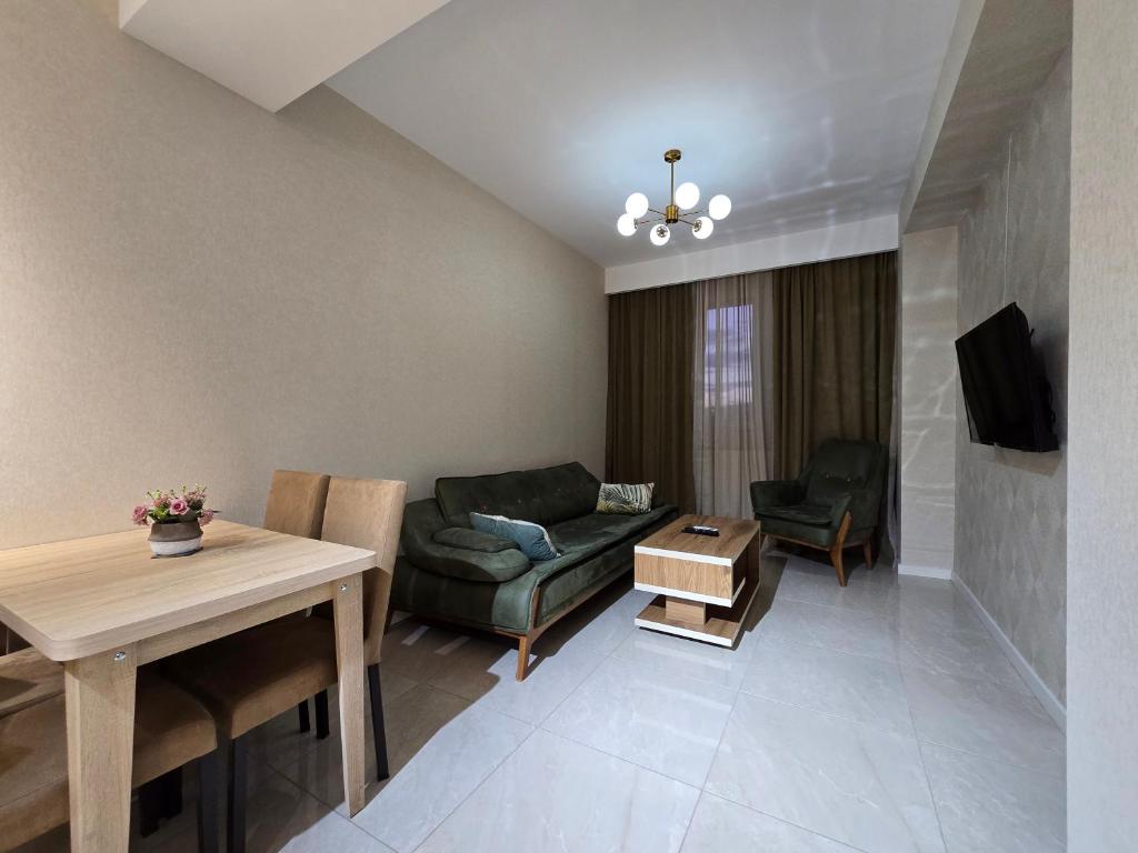 B87 Archi Isani, Tbilisi