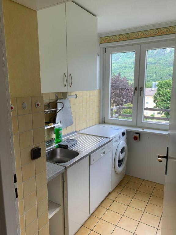 501, Schlafzimmer, Wohnzimmer, Küche und Bad mit Bergblick - 5