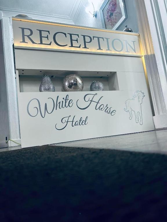 White Horse Hotel photo 7