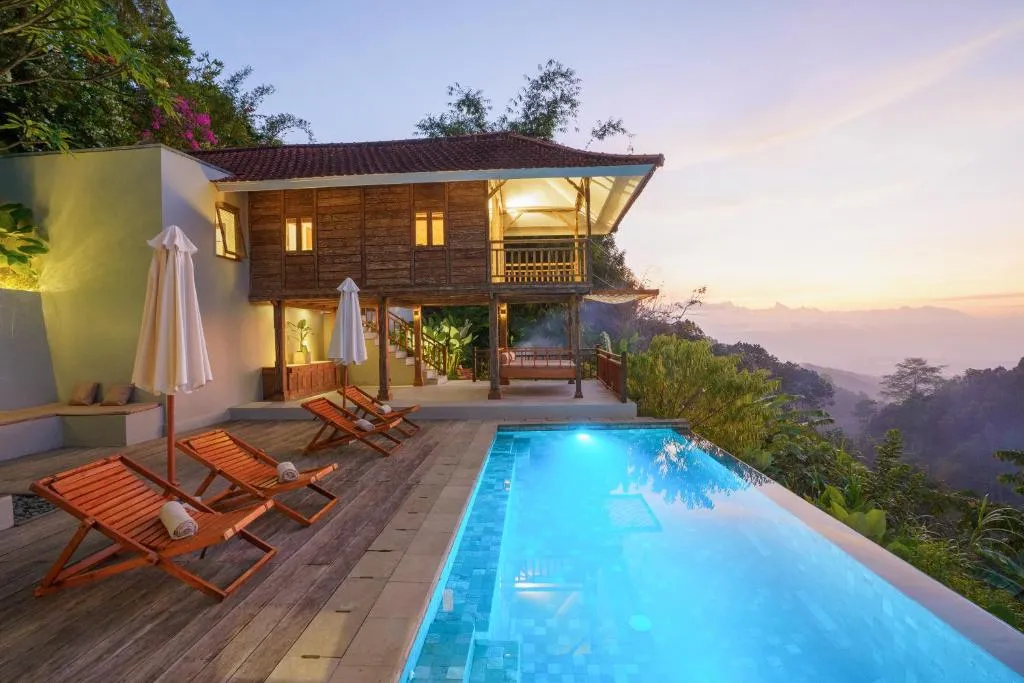 Ocean & Mountain View Villa, Waterfalls, Munduk Eco-Luxe by Santrian，位于姆杜克的酒店