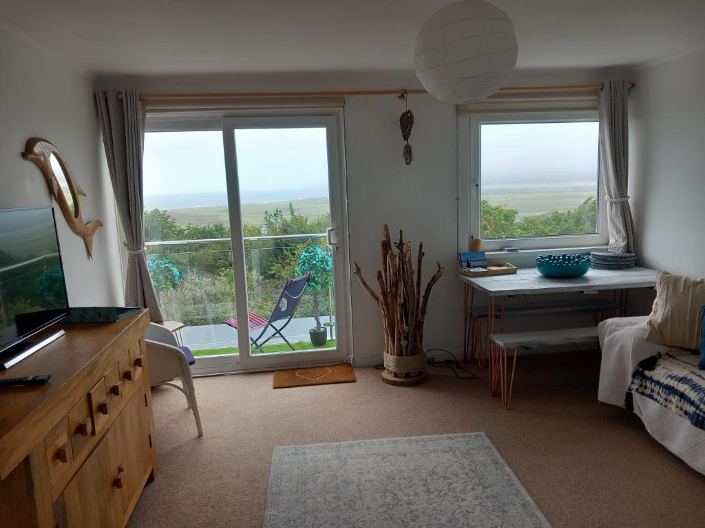 Lundy Views, Northam