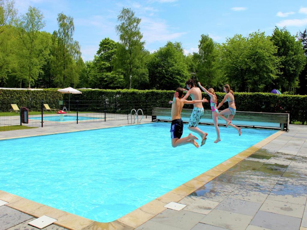 Thatched Group Home in Netherlands with Privacy, De Bult