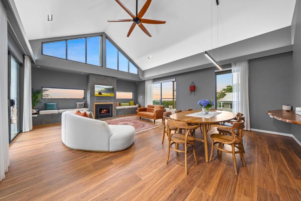 Magnolia House, Kurrajong