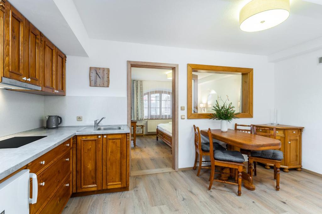 Kitchen, Pension Happy Superior in Spindleruv Mlyn