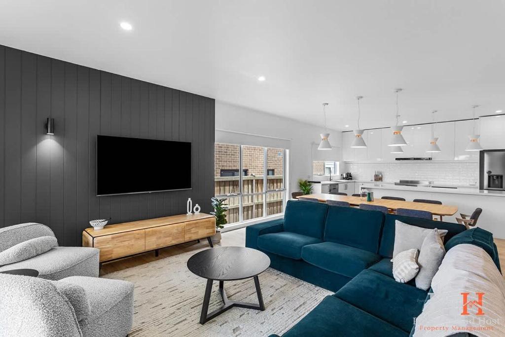 Stylish Home with Rumpus Room, Cowes