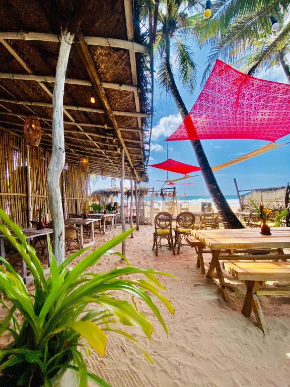 Sunset Haven, Habaraduwa