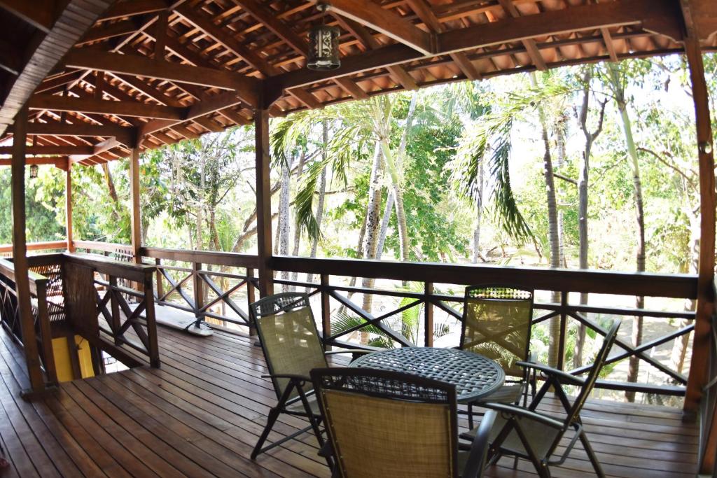 Balcony/terrace, Casa Aura: Beachfront Premium Hostel in Tamarindo