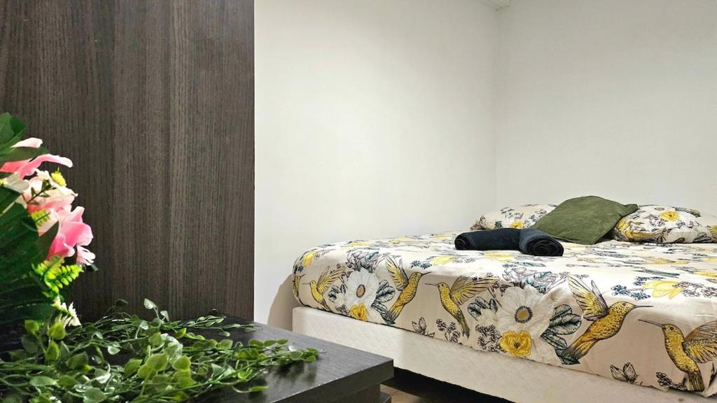 Mamie Jeanne Arcueil près RER B SIEC, Arcueil