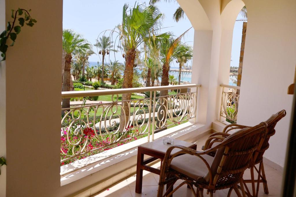 Brayka Bay Reef Resort — Hotel rooms in Marsa Alam, Red Sea
