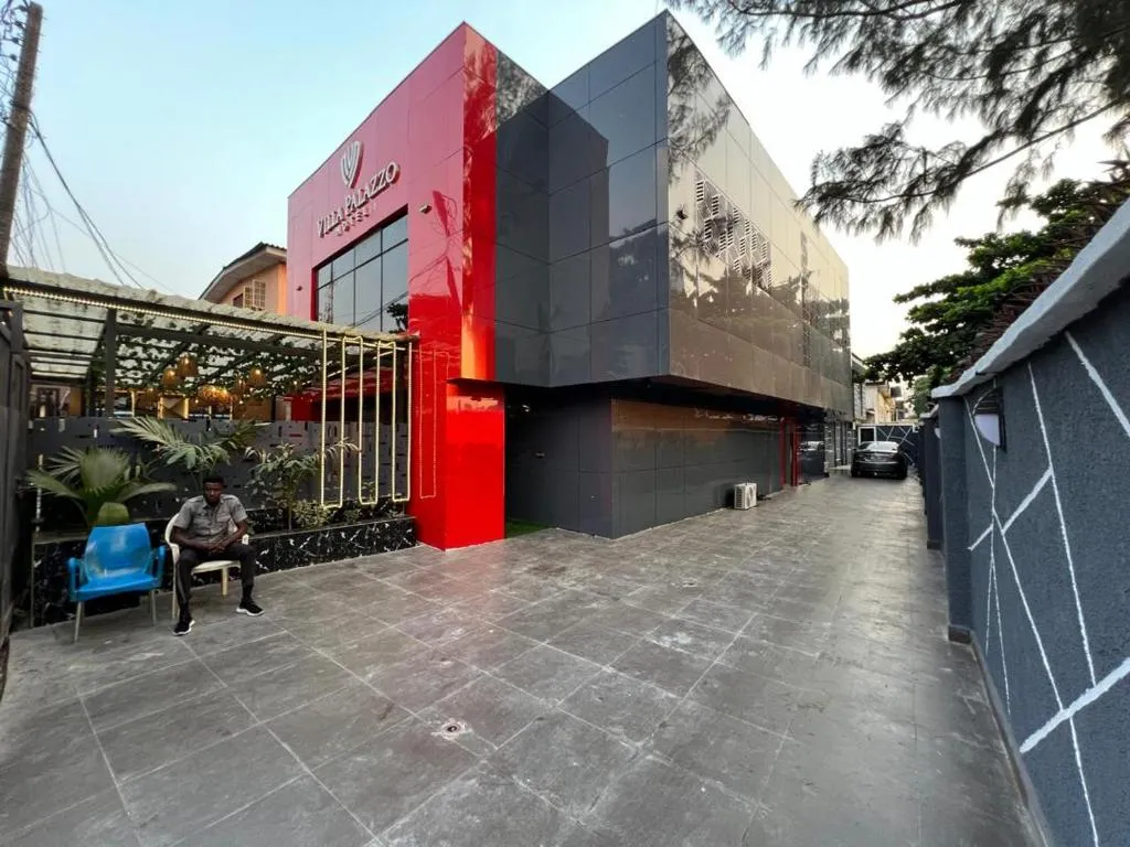 Villa Palazzo Hotel 2, hotel in Ikeja