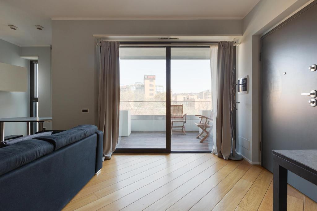 Bright apartment with balcony in Portello district, Milan