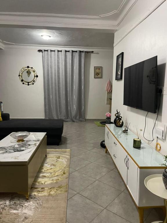 Green vee apartment, Kampala