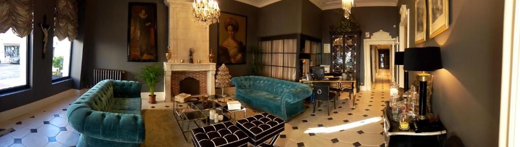 フロント・ロビー