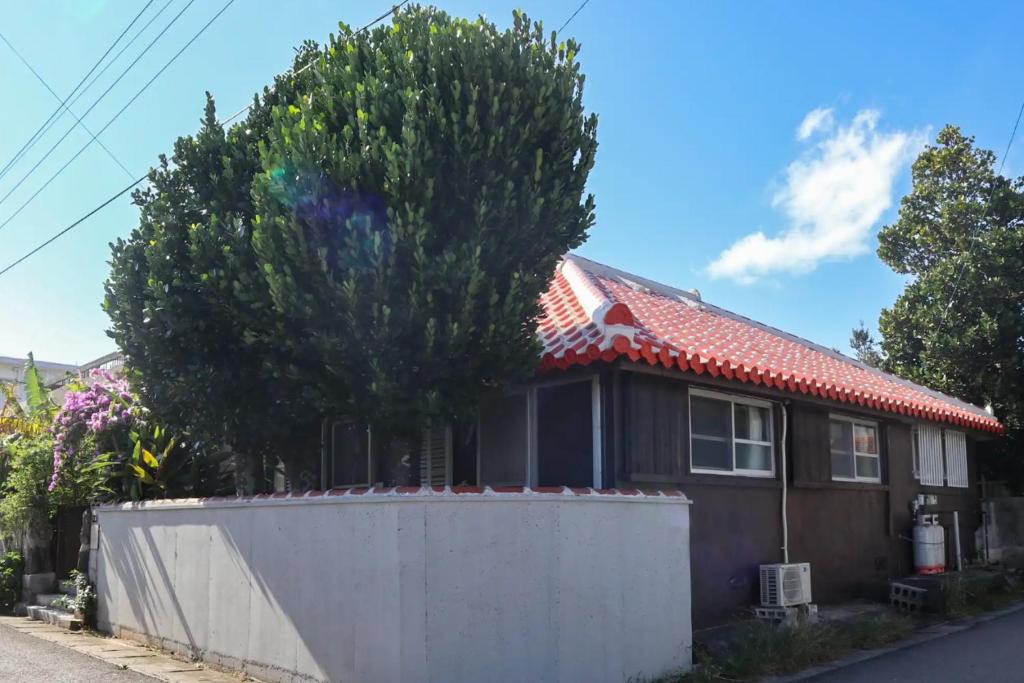 一棟貸し宿琉球古民家ももと, Ostrov Išigaki