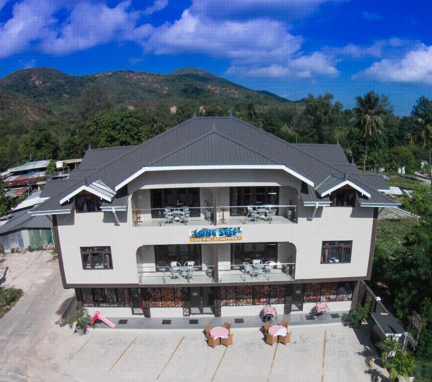 Lone Self-Catering Apartment — Hotel in Seychelles Islands