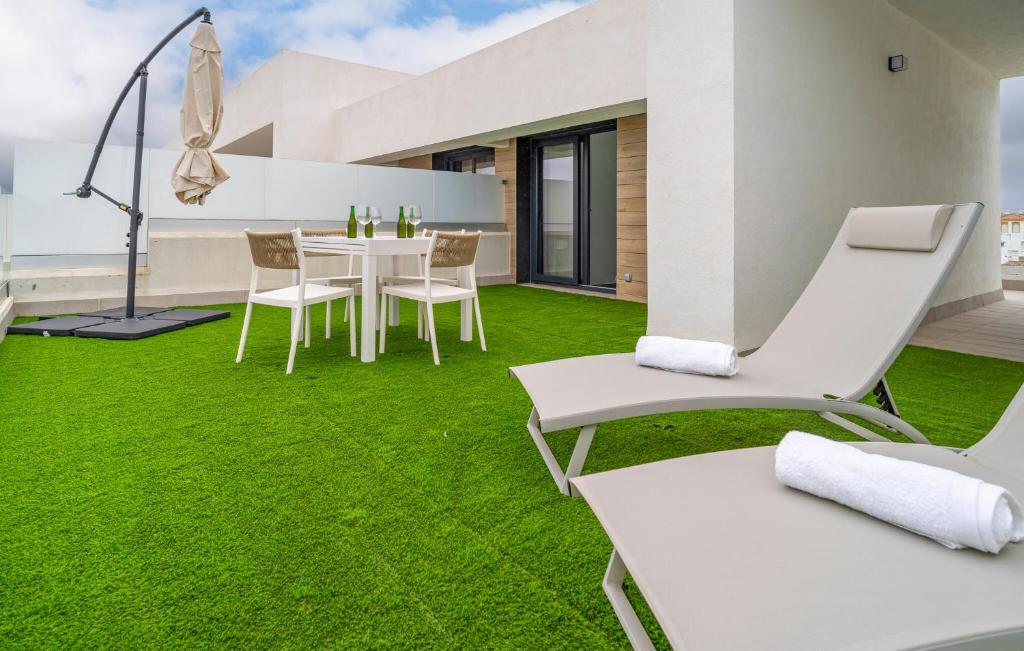 Cozy Apartment In Zahara De Los Atunes - 2