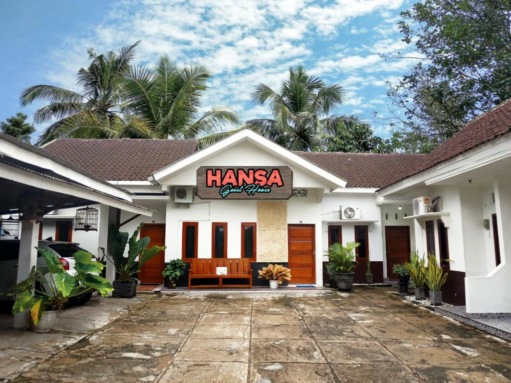 Hansa Guest House Pacitan, Pacitan