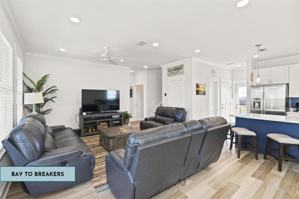 Bay to Breakers by Liquid Life, Gulf Shores