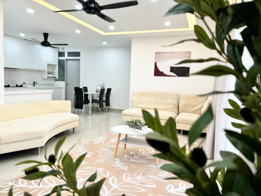 Large Unit Dwiputra Residences 3Rooms 3Bathrooms Presint 15 Putrajaya, Putrajaya