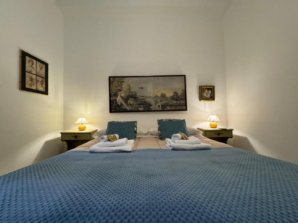 Warm Hideaway in Vibrant Tuscolano - 4