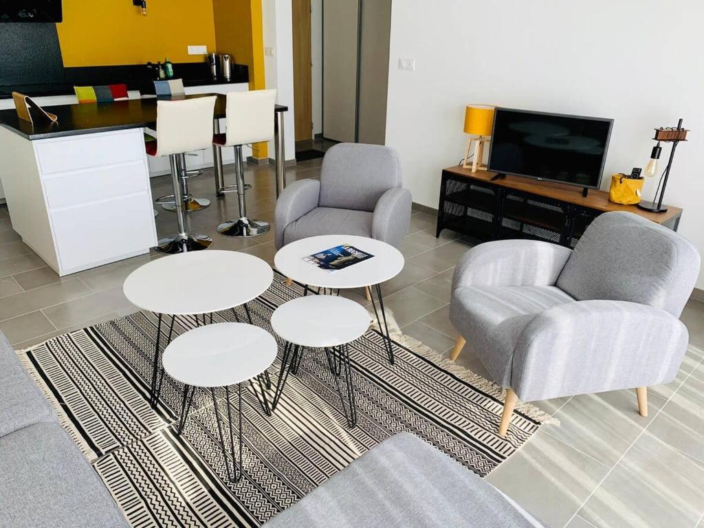L Olympe Terrasse Parking Wifi - 3