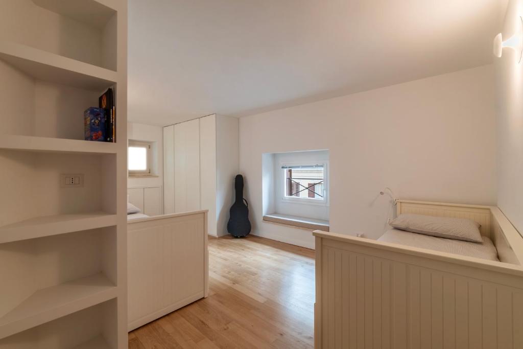 Luxury 3 beds 3 baths, few steps from city center - 5