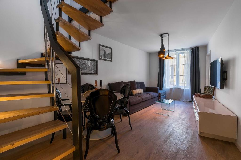 Superbe Duplex avec Terrasse au Cœur de Metz - 1
