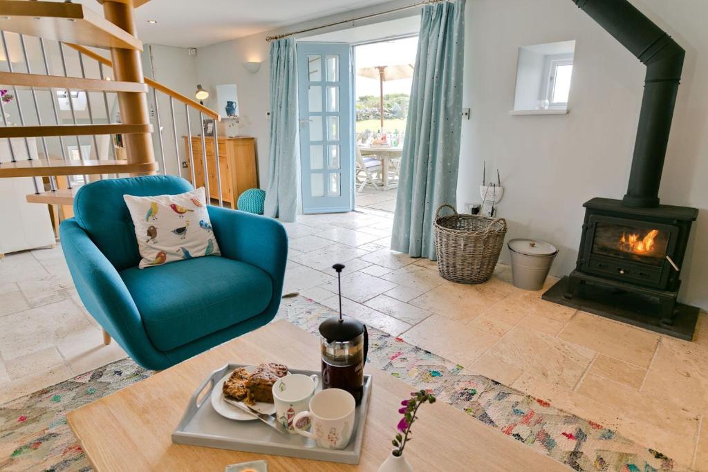 Bwthyn Derwen, Llanrhyddlad