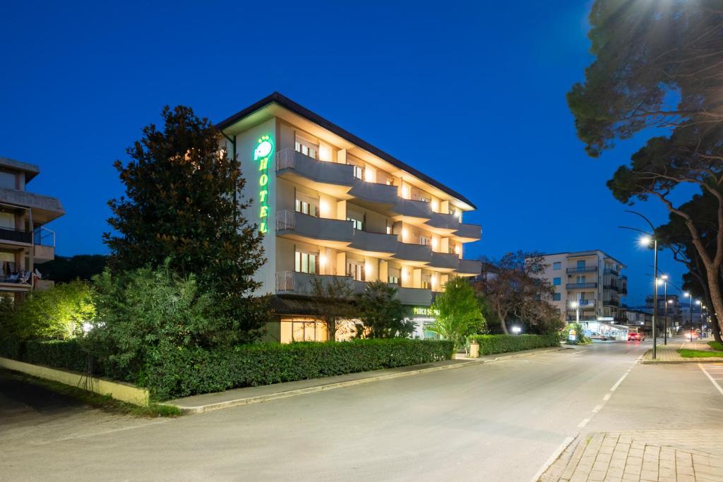 Hotel Parco dei Pini - 100mt dal Mare - 1