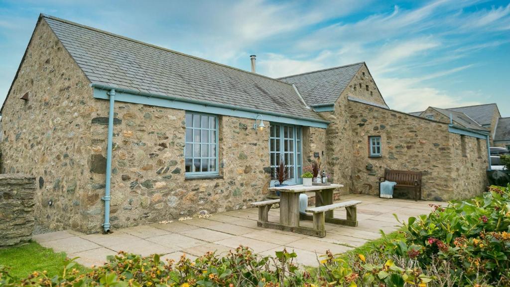 Bwthyn Angor, Llanrhyddlad