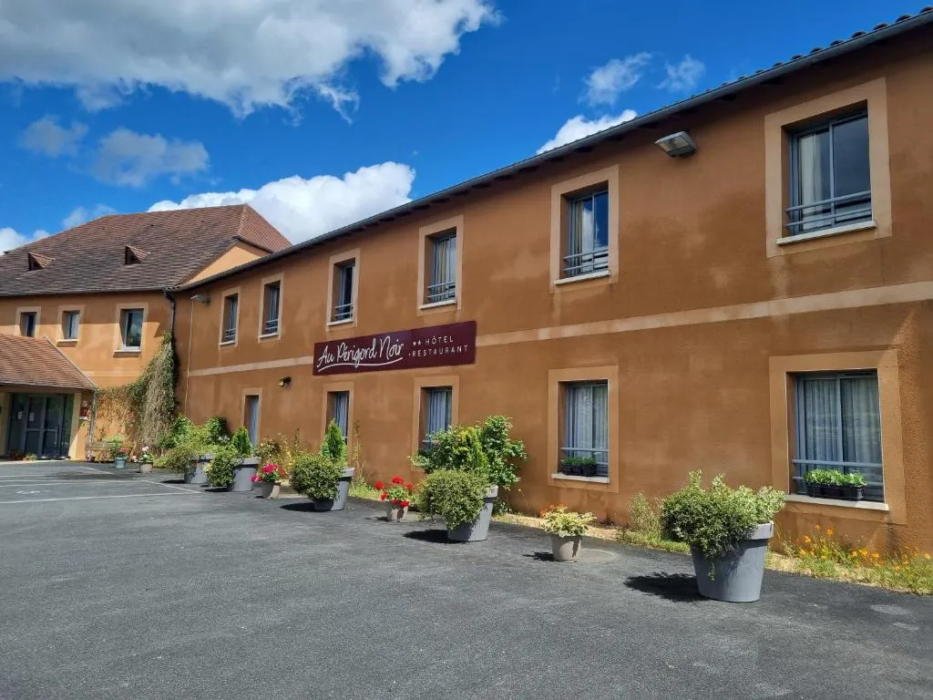 奥佩里戈尔酒店，位于Hautefort的酒店