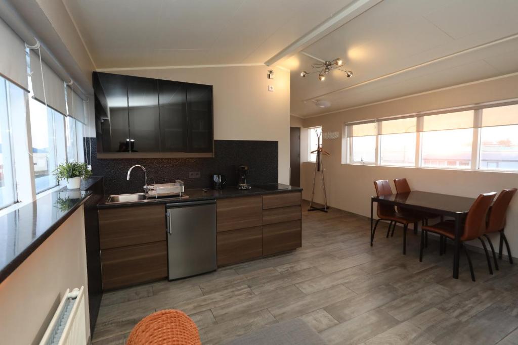 Kitchen, Skyjaborg Apartments in Hofn