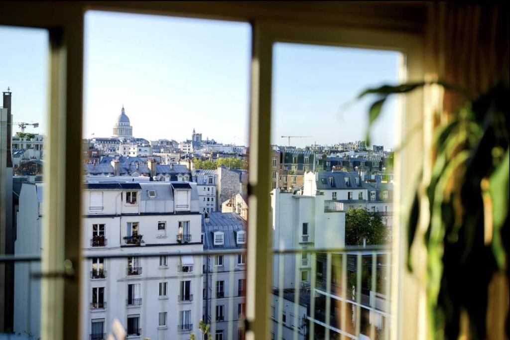 Amazing view, beautiful flat, swimming pools, secure parking - 4