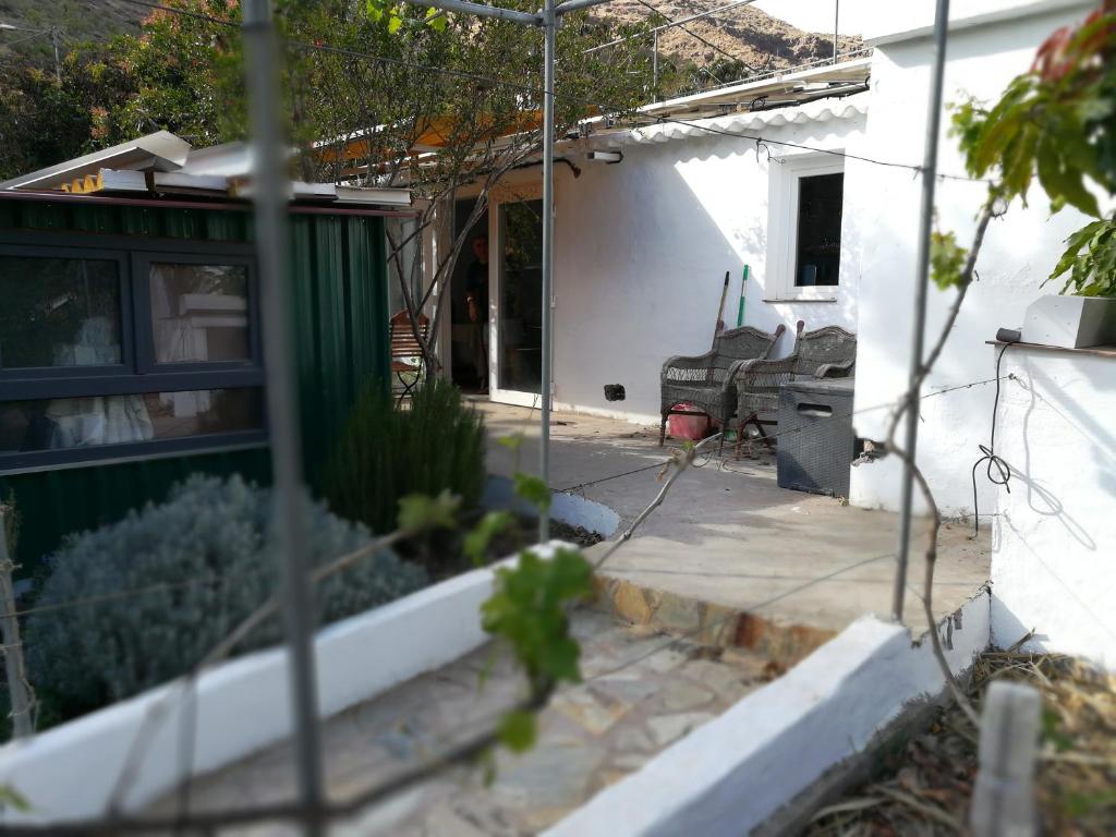 Bett 3 im Männer-4-Bettzimmer NUR Männer ONLY men SOLO hombres, Mogán