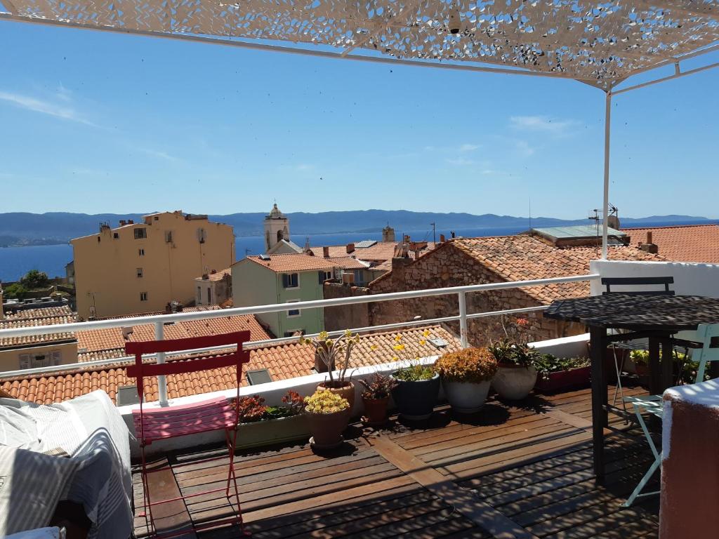 T4 Terrasses Vieille ville, Ajaccio - 2