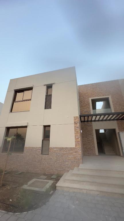 Beach Front Views, As Sifah