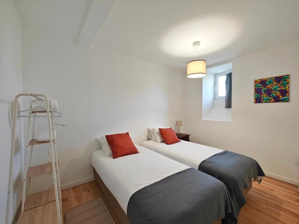 Carnide 1913 E – 1BR apt