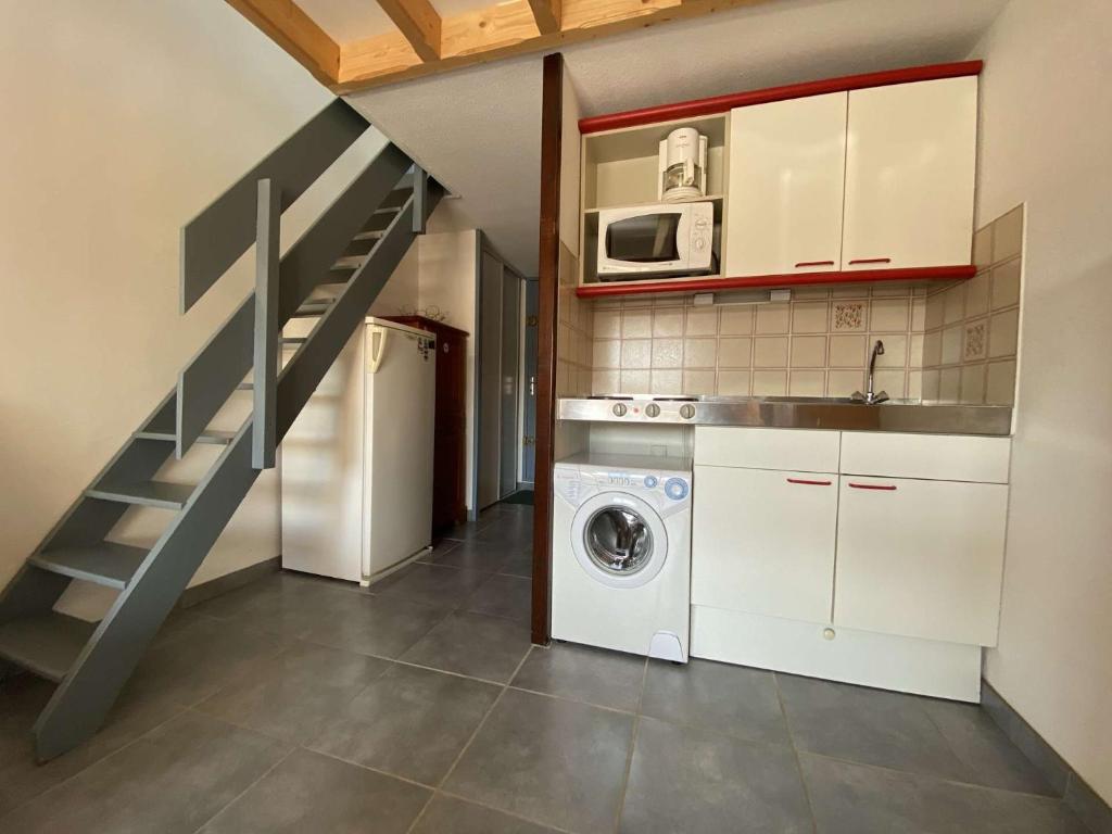 Appartement dernier étage à 300 m de la plage GN020-238 - 5