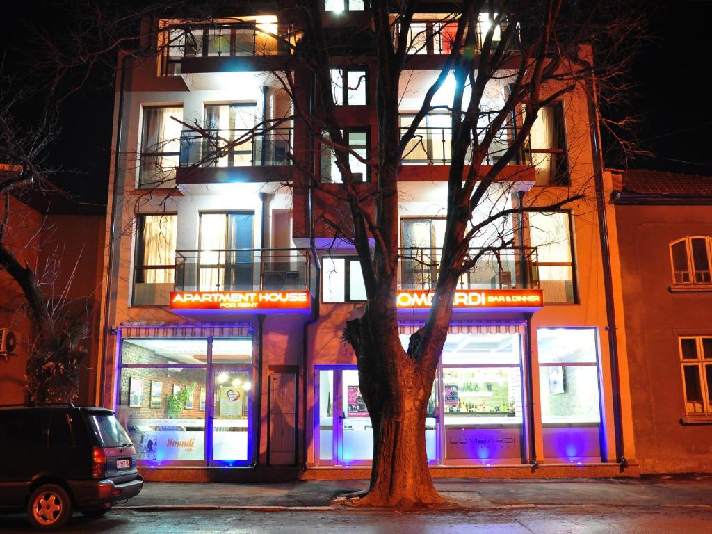 Lombardi Family Hotel — Hotel in Ruse