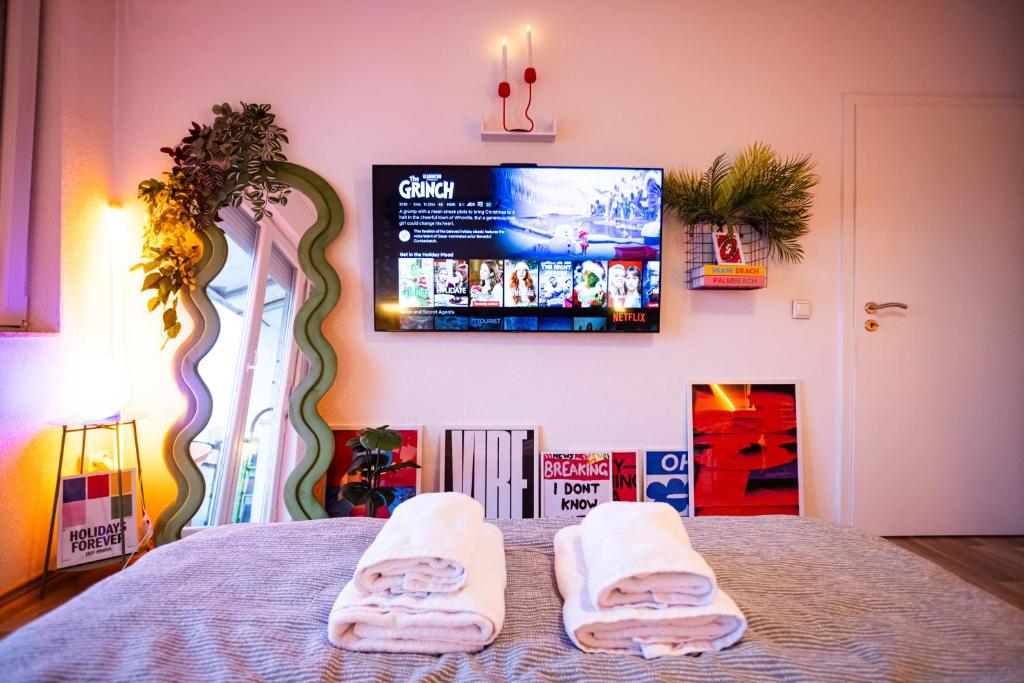 Retro Escape, Priština