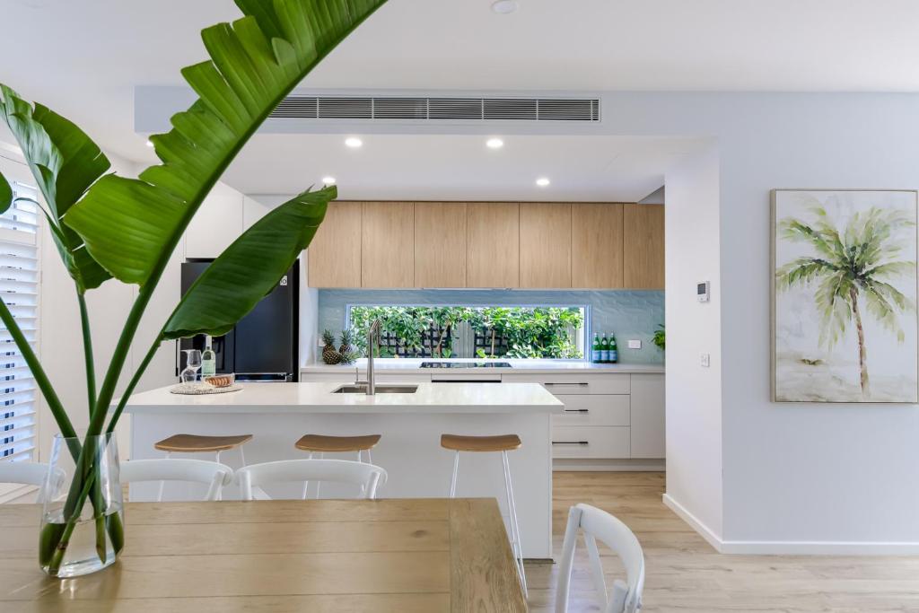 Coastal Delight, Dromana