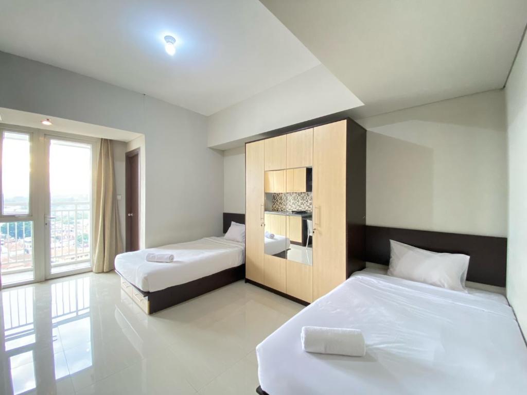 Private and Spacious Studio Room at Skyland City Jatinangor By Travelio, Sumedang