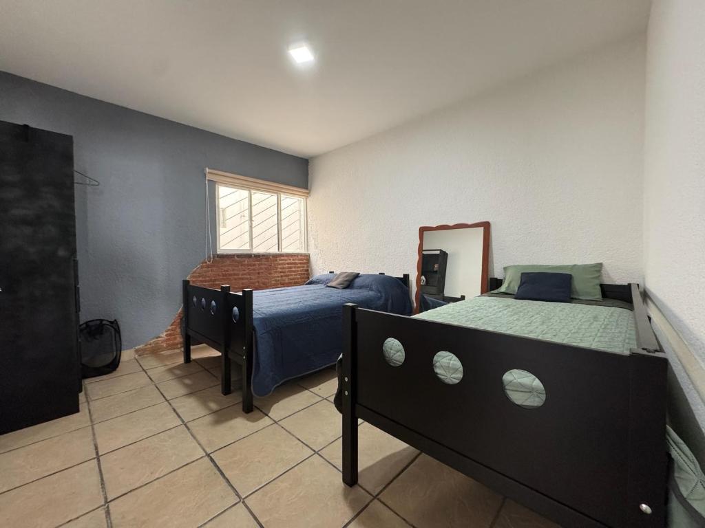 Casa contemporánea a pasos de galerías y averanda - 3