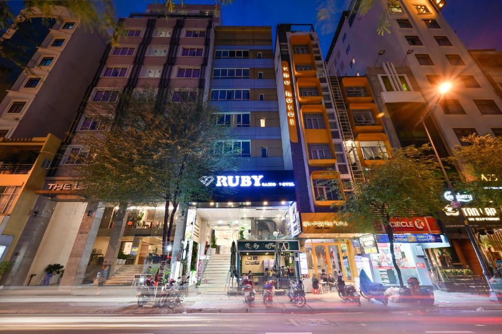 Ruby Saigon Hotel