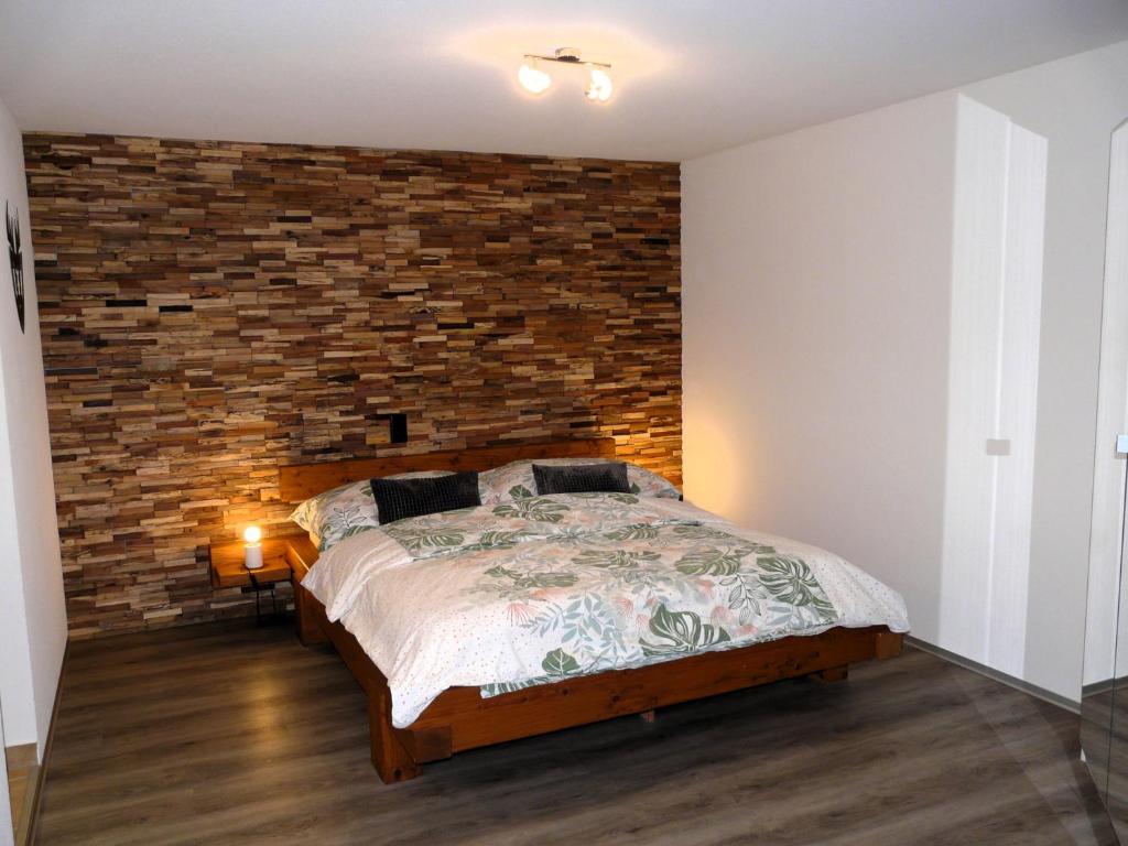Apartment Morgengruss - 3 Min Walk to Train Station, Central & Quiet - 5