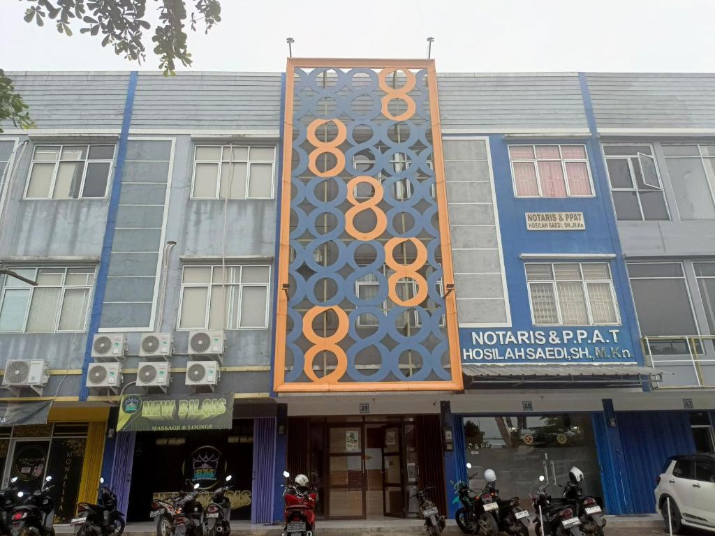 Behomy Cibinong Suite, Tjikaret-ketjil