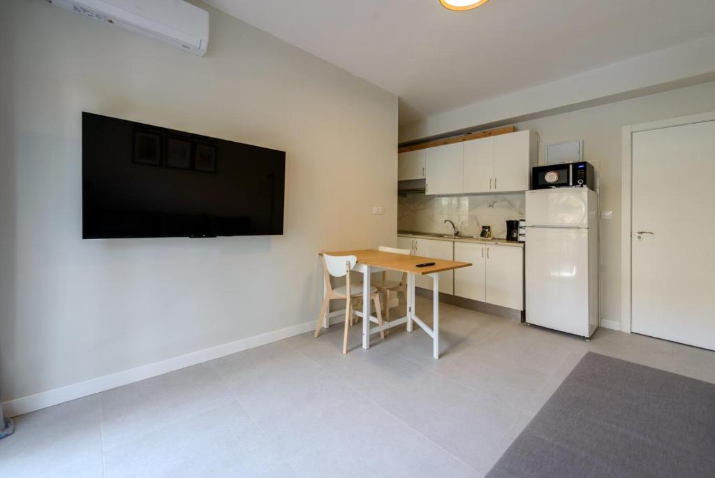 GuestReady - Embajadores Apartments - 2