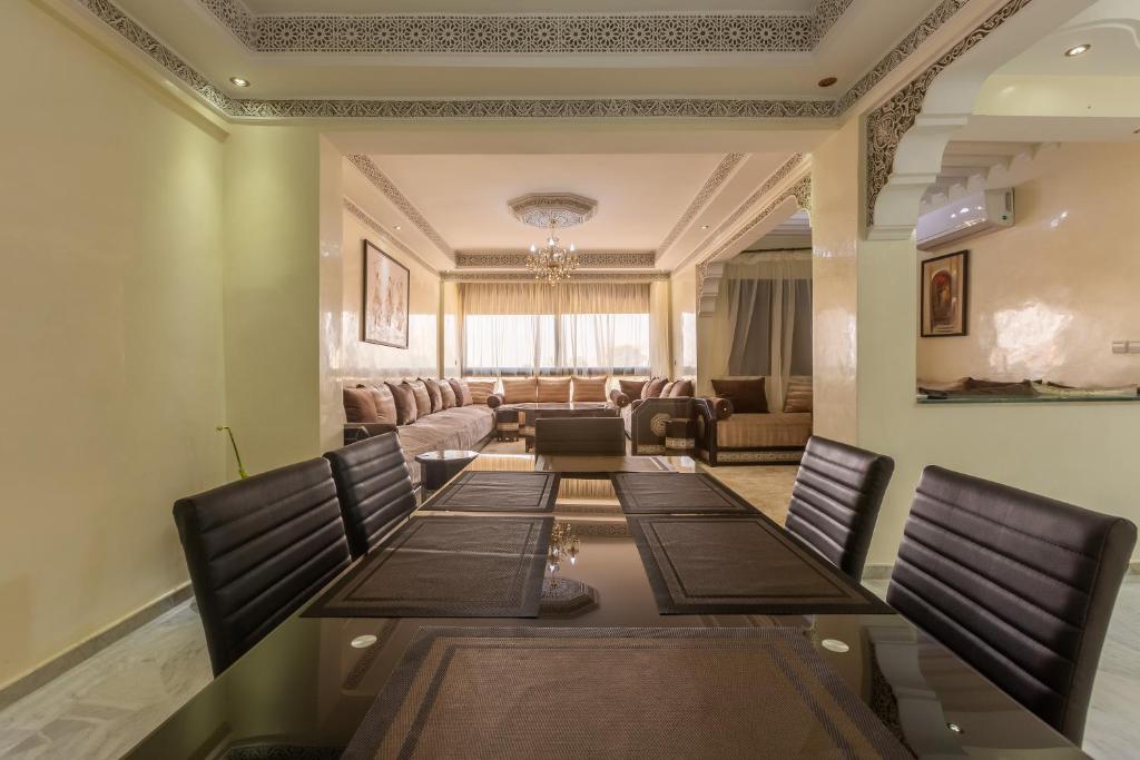 Elegant apartment downtown, Marakéš