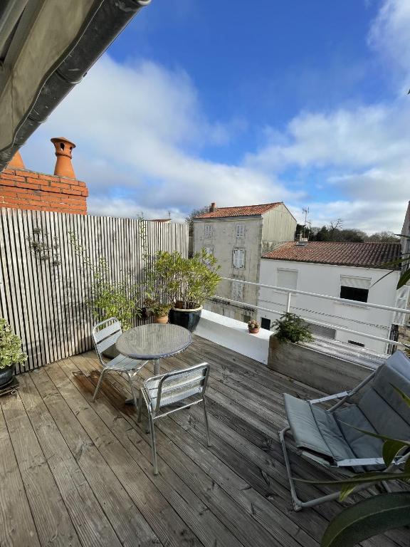 Maison de ville avec terrasse - 1