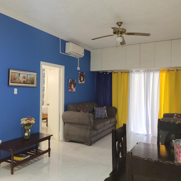 The Breamar Suite classic, Kingston